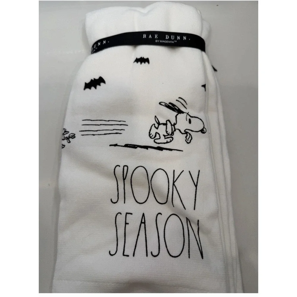 Rae Dunn Peanuts Snoopy Set of 2 Halloween Kitchen Towels SPOOKY SEASON 18